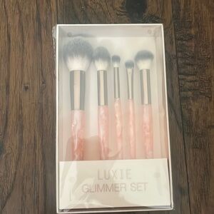 Luxie Glimmer Set 5 Handcrafted Premium Synthetic Makeup Brushes Rose Quartz